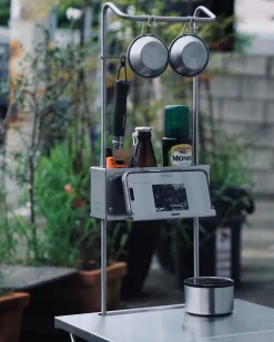 HR Stain My Table Hanger