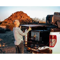 [PRO TABLE UNDER RACK BRACKET]